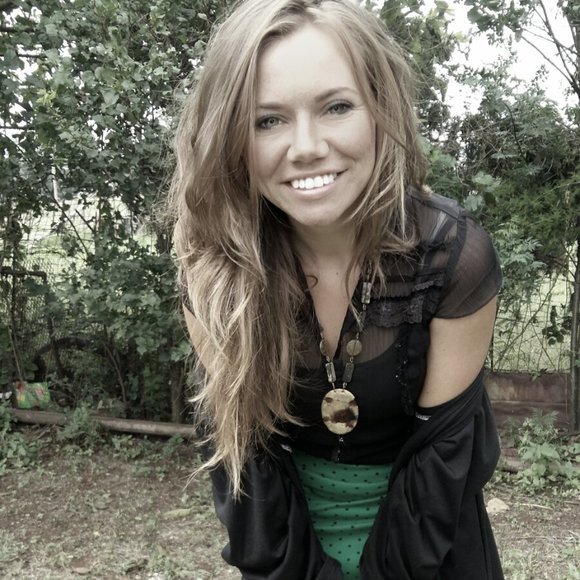 Meet your Posher, Chane - Picture 2 of 7